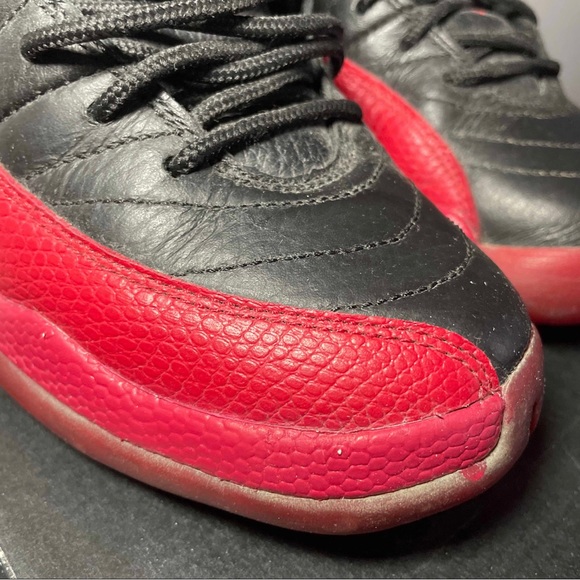 Jordan 12 Retro Flu Game (2016) (GS) Size 4.5Y / 6W - Picture 8 of 9